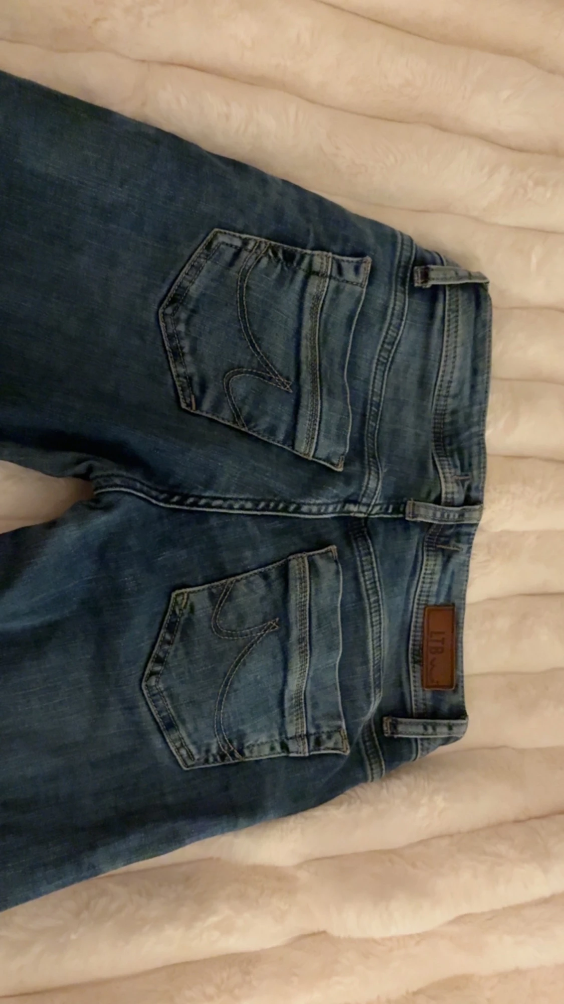 Blå bootcut jeans från LTB - 2