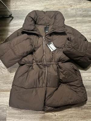 Jacka  - Populära lager 157 jackan som är slutsåld, ny med prislapp 