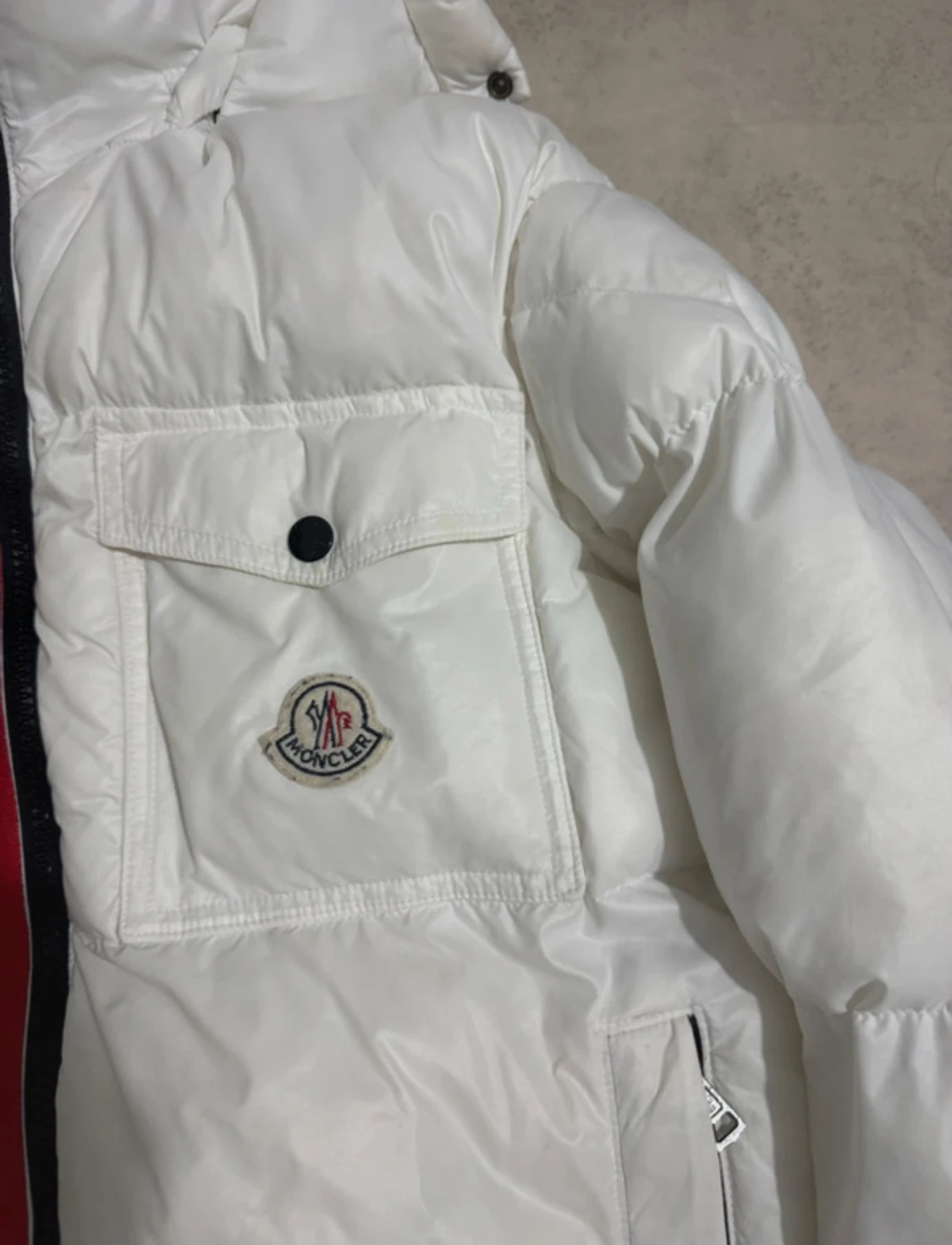Vit Moncler pufferjacka med huva - 3