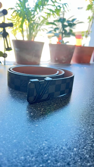 Bälte från välkänt märke  - Snyggt till allt och skönt 