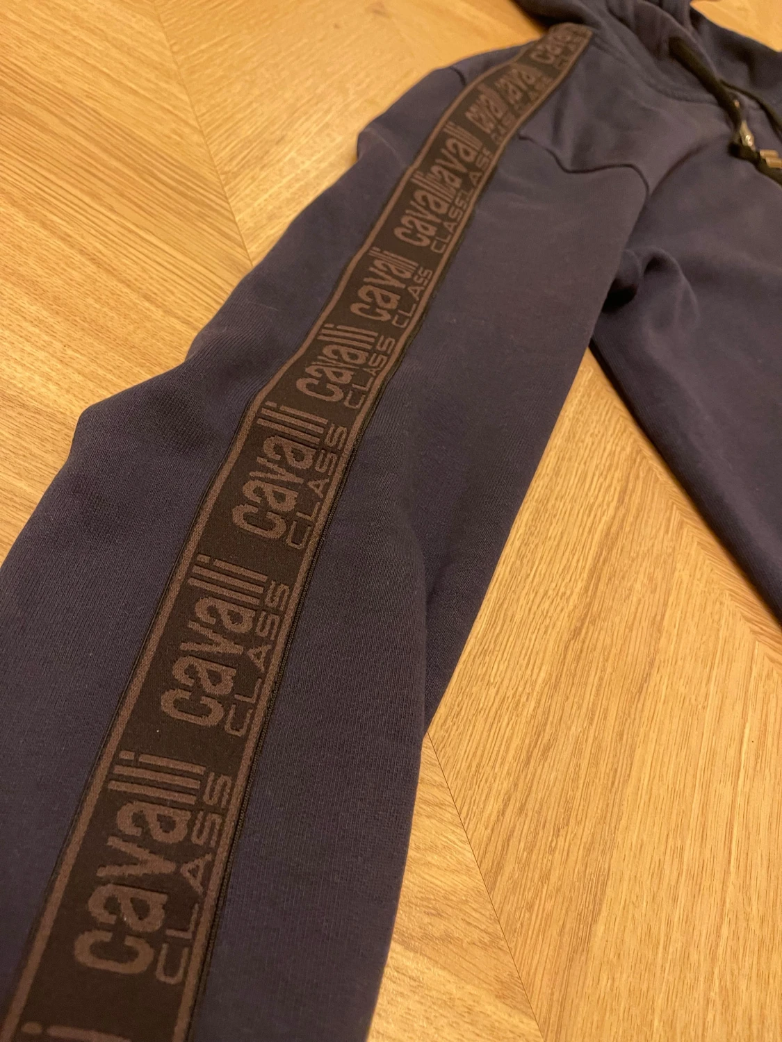 Mörkblå  hoodiejacka från Cavalli Class - 3