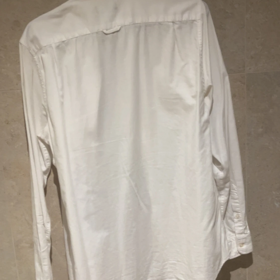 Vit skjorta från Gant med ficka - 1