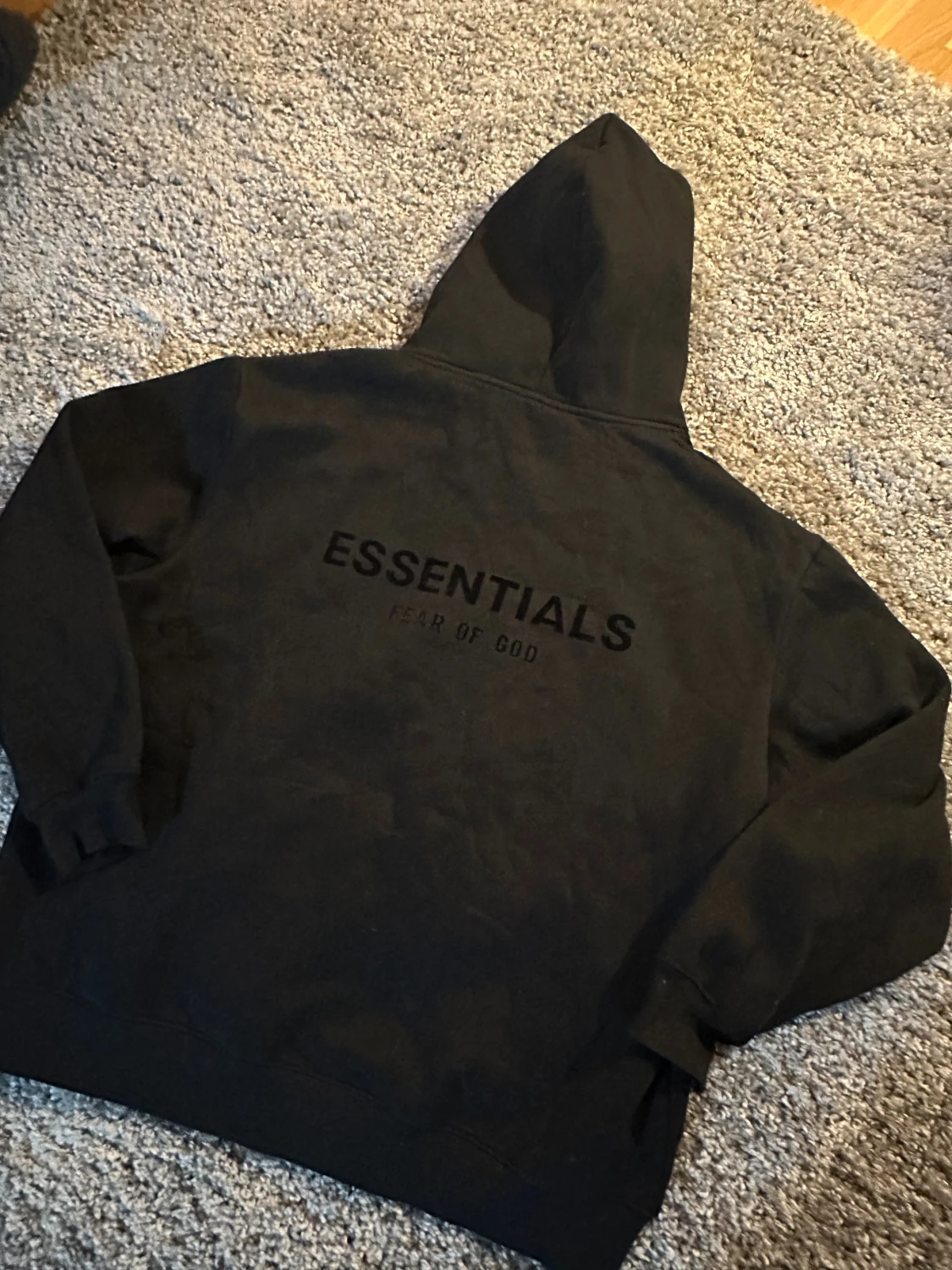Essentials hoodie svart - 1