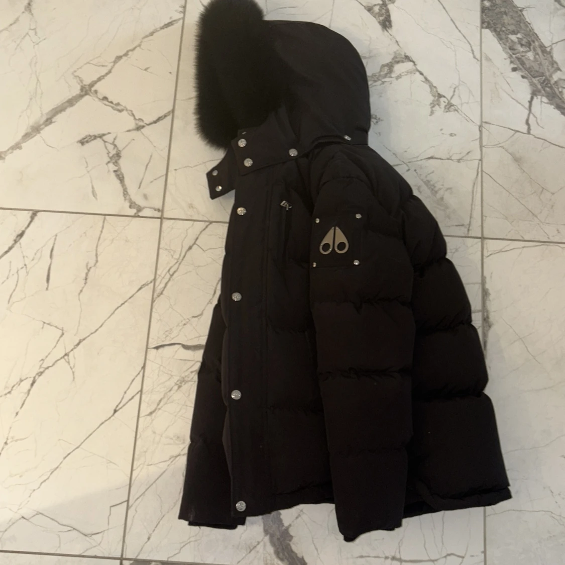 Svart dunjacka Moose Knuckles XL - 1