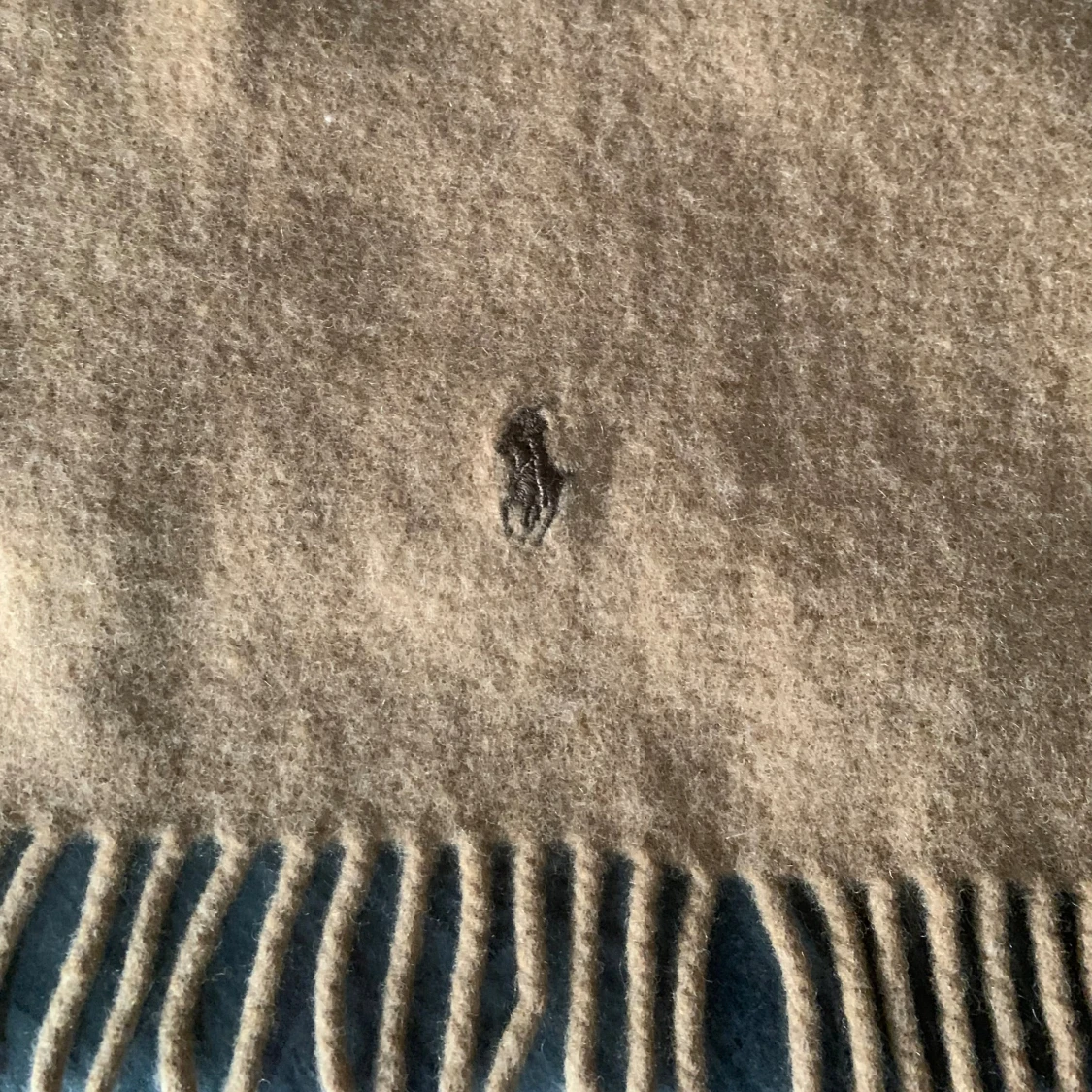 Beige Kashmir halsduk från Polo Ralph Lauren - 2