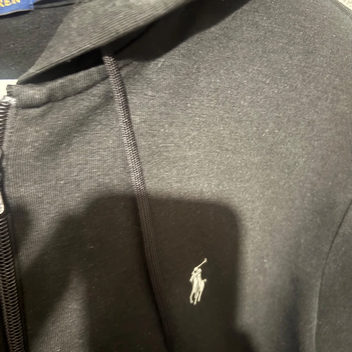 Svart hoodie med dragkedja från Polo Ralph Lauren - 1