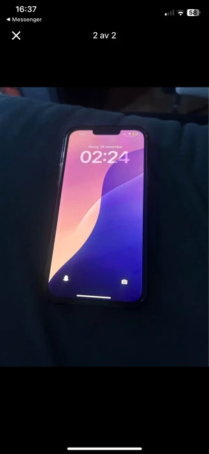 iPhone 14 plus - Snygg iPhone lila 14 Plus hem och fin. Bara små repor på sidan annars hur fin som helst. Batterihälsa 84.