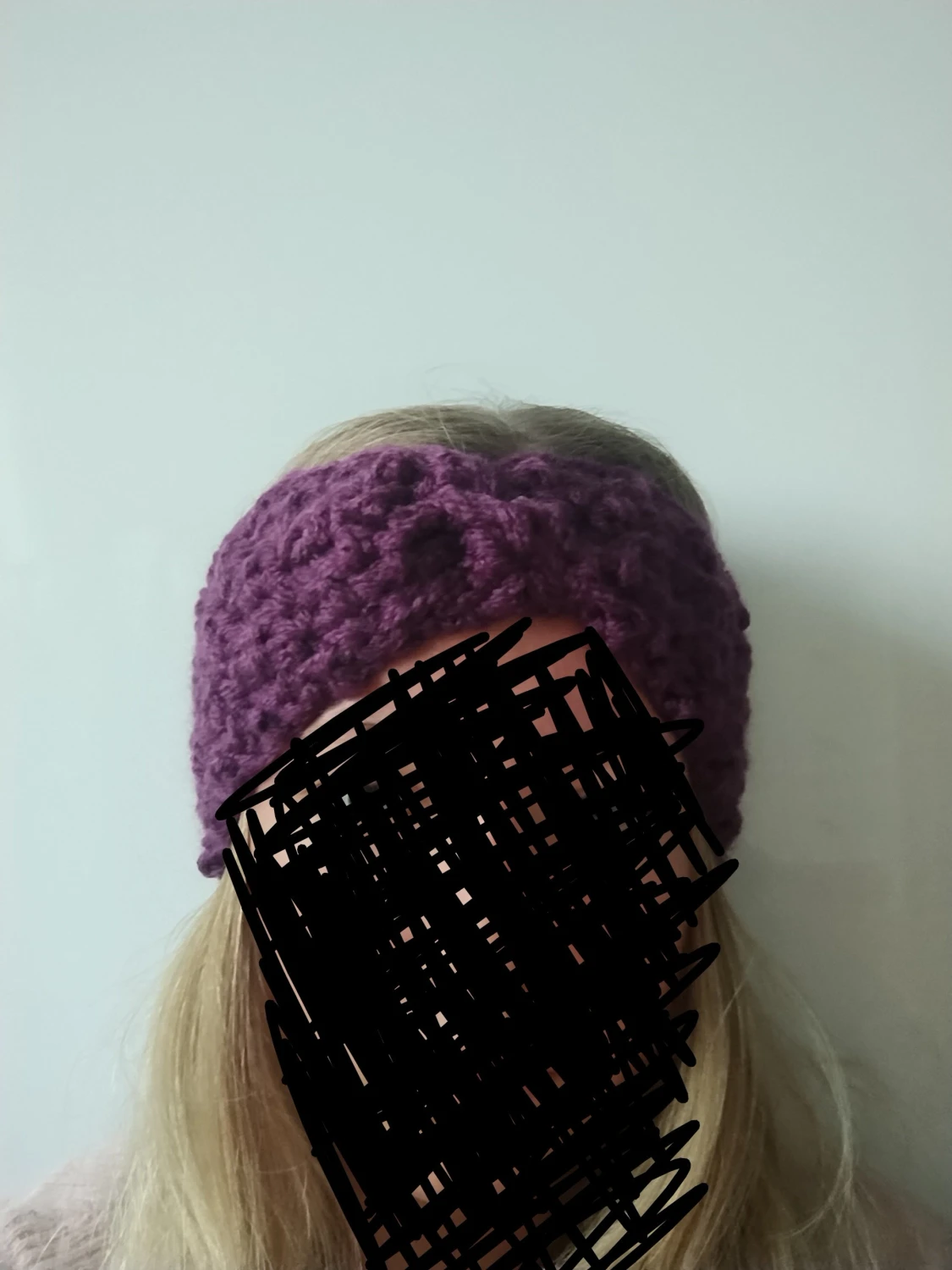 Lila virkat pannband med twist - 1