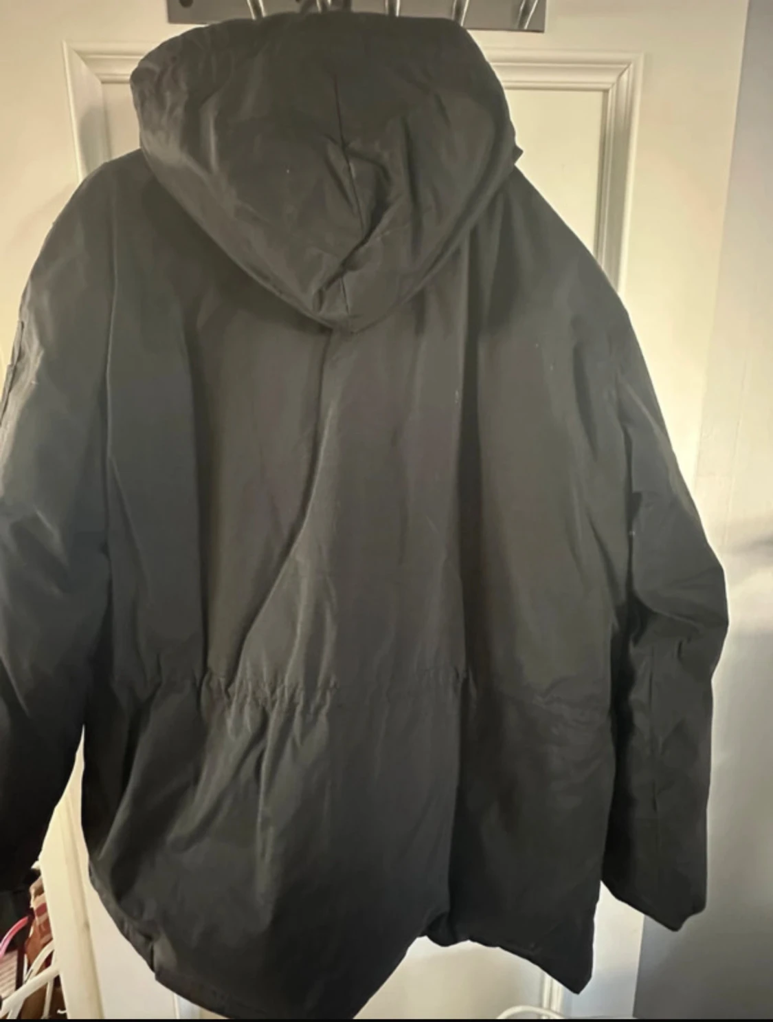 Svart parkajacka från McKinley L - 2