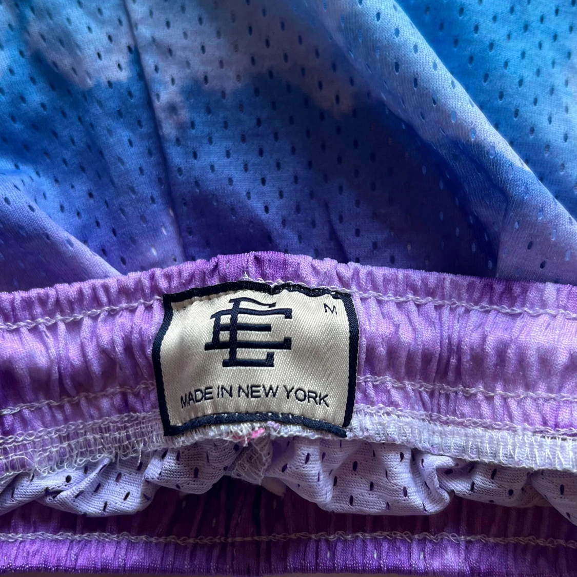 Färgskiftande mesh-shorts från EE - 2