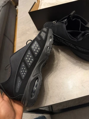 Nike Air Max SNDR svarta sneakers - Nike Air Max SNDR sneakers