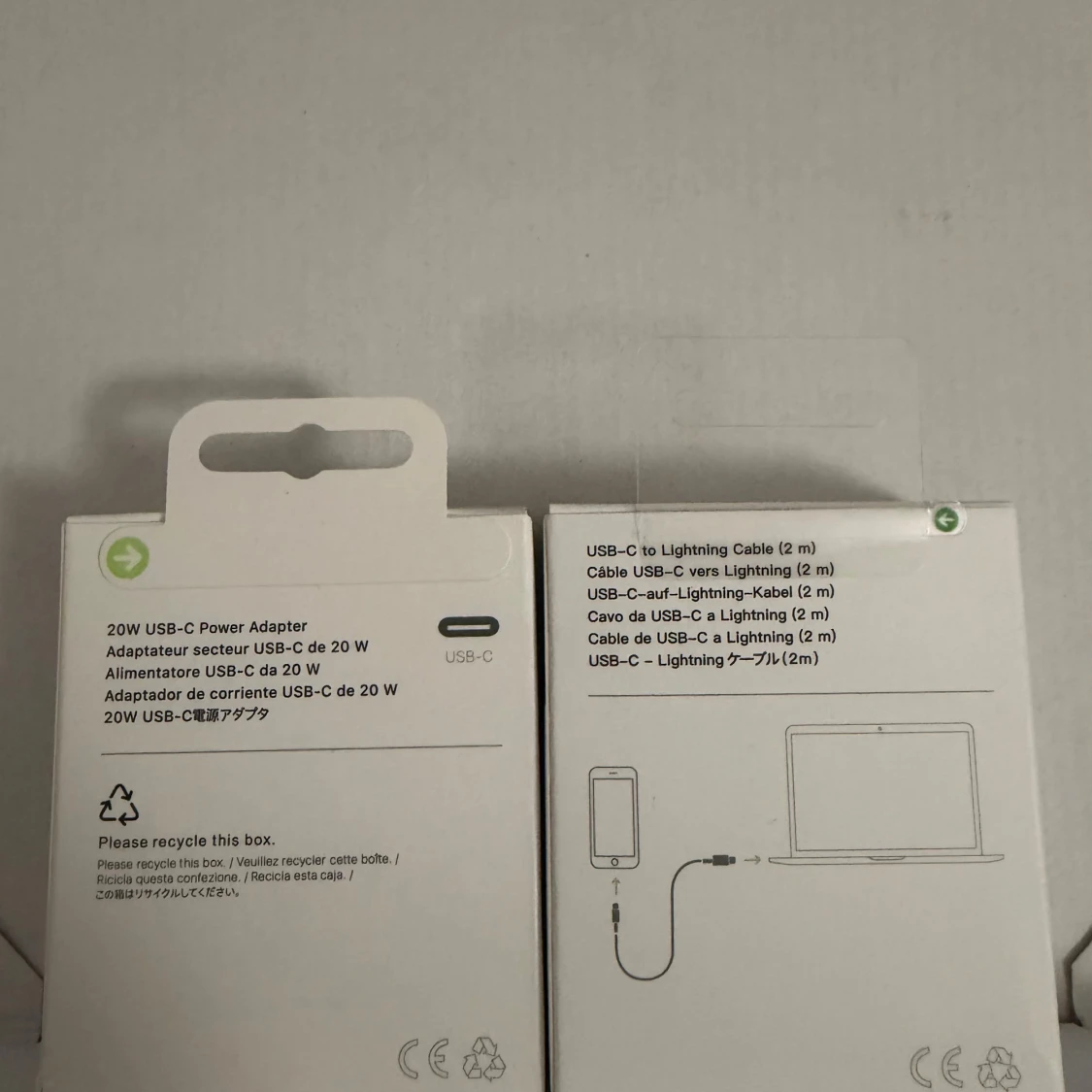 Apple USB-C 20W Power Adapter & USB-C to Lightning Cable (2m) - 1