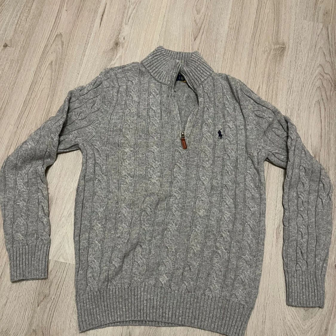 Grå stickad tröja Polo Ralph Lauren