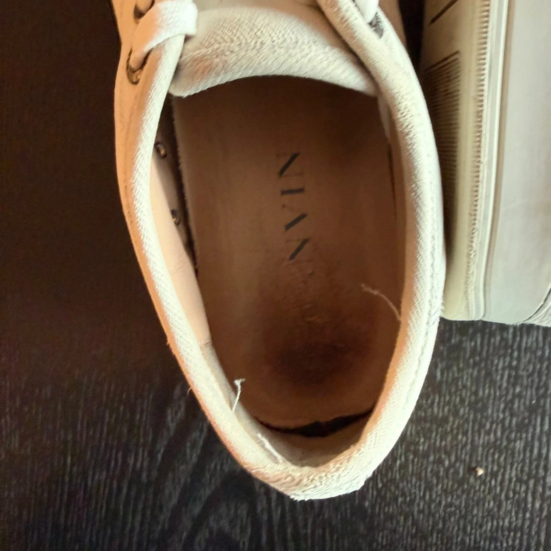 Vita sneakers från Lanvin - 4