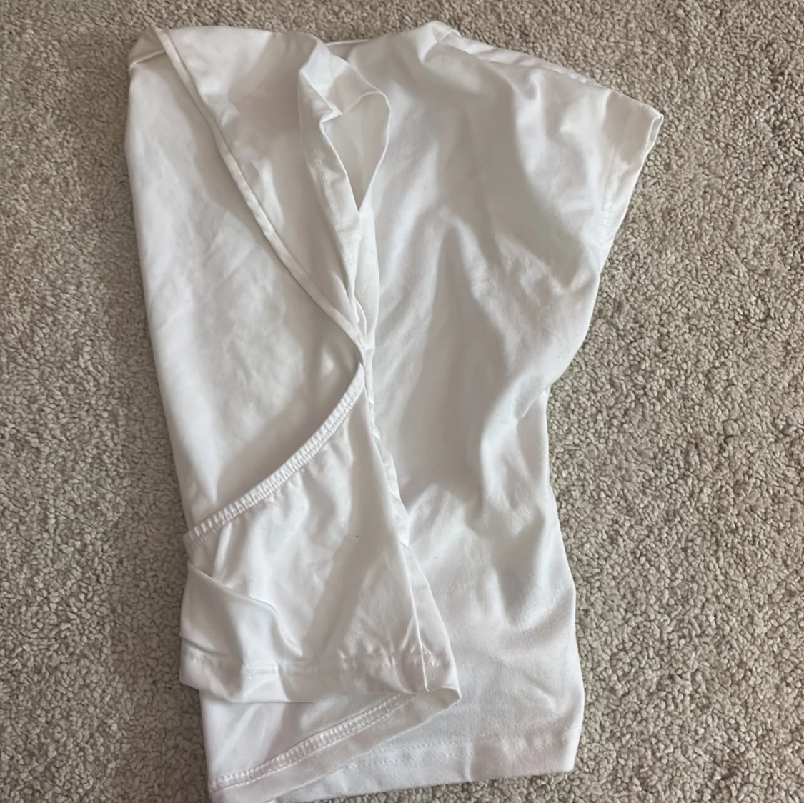 Vit omlott blus med kort ärm - 2