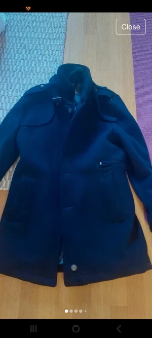 Mörkblå rock från G-Star  kappa - Fint kvalitet,  använd några gånger