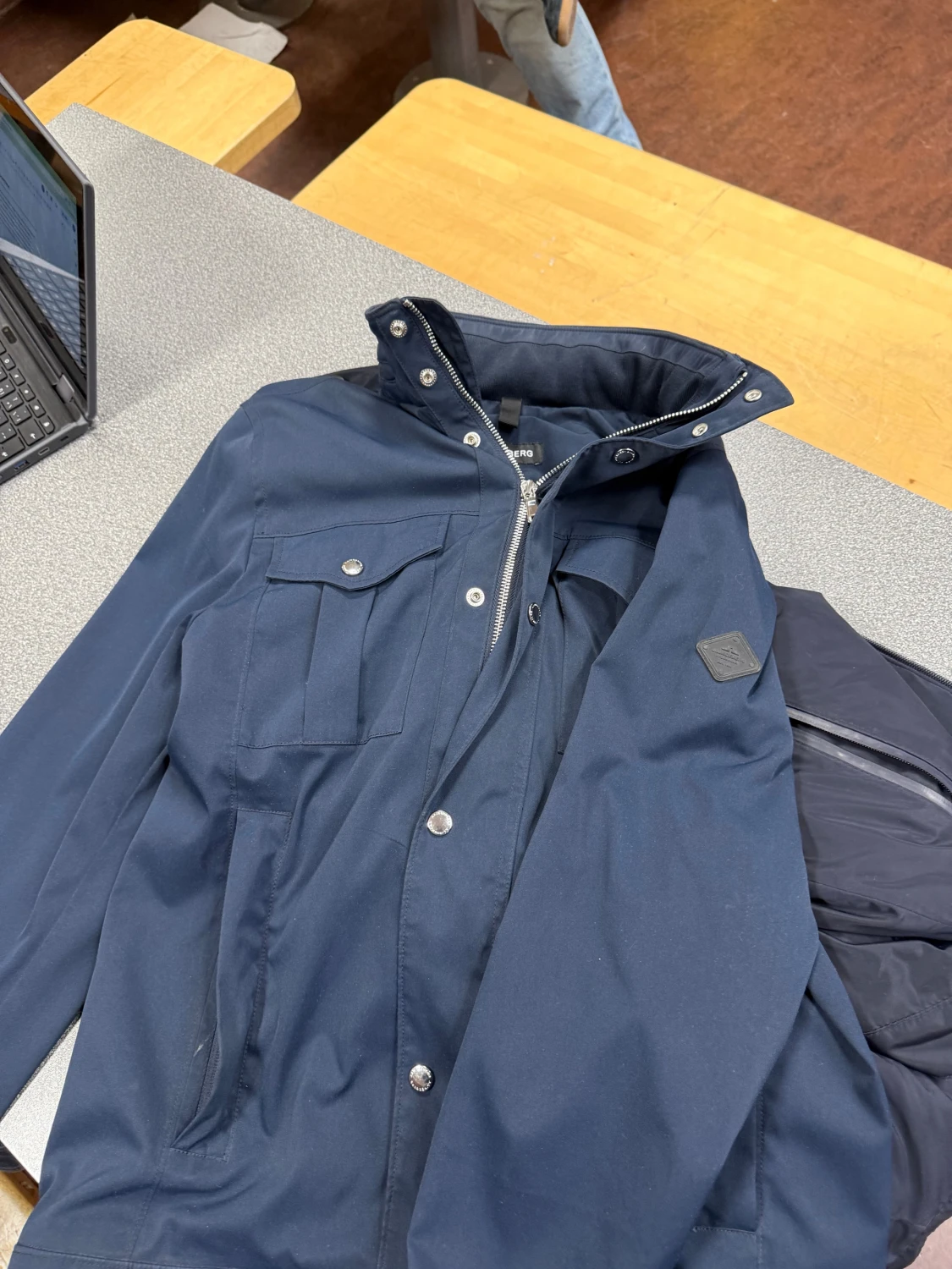 Marinblå field jacka från J.Lindberg - 1