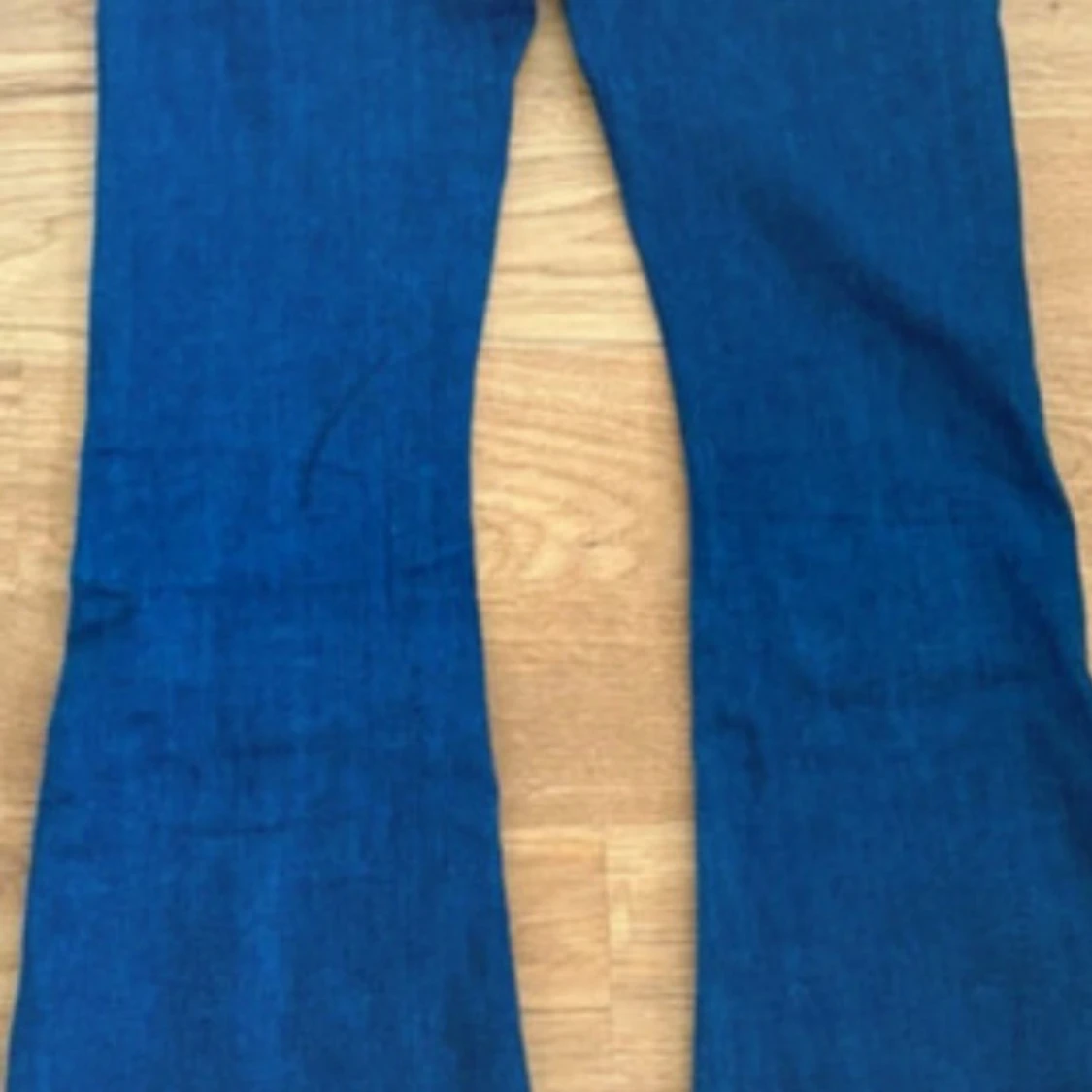 Blå bootcut jeans XS från Cubus - 1
