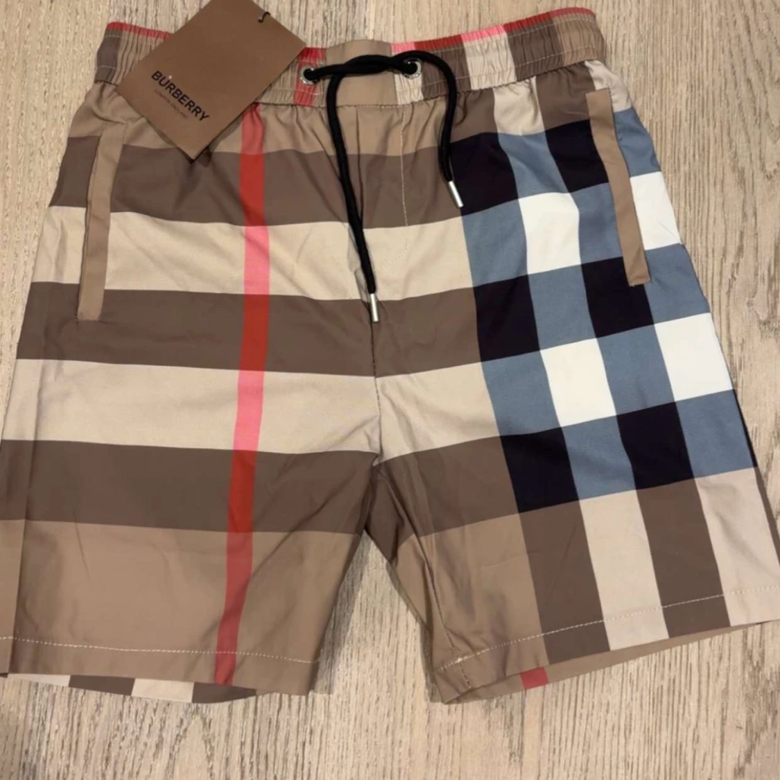 Burberry badshorts  - 1
