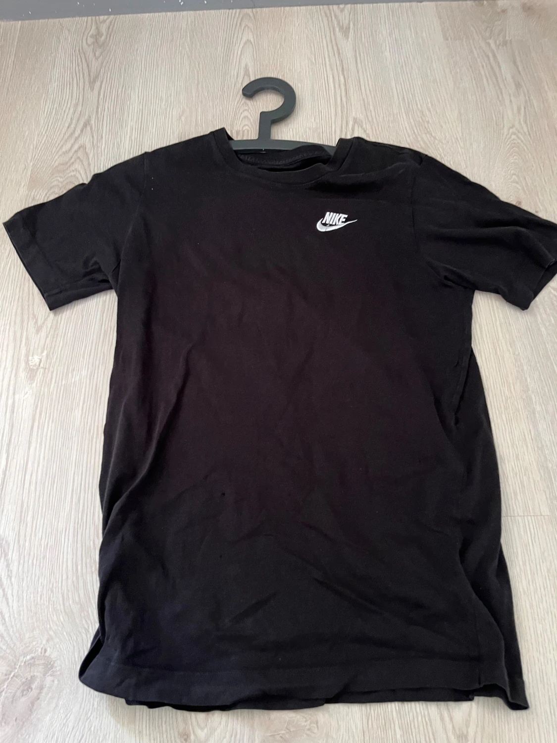 Svart Nike t-shirt i bomull XL (barn)
