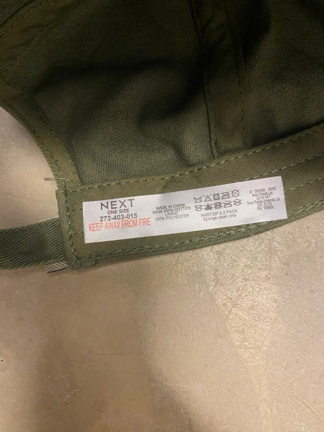 2st Kepsar från Next  - 3