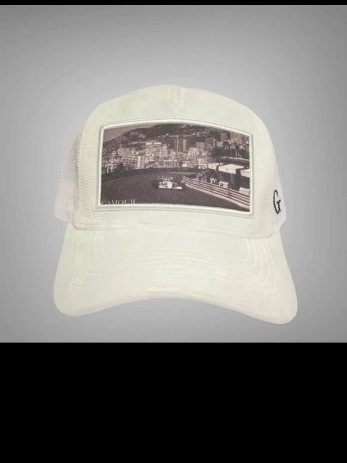 Utförsäljning av kepsar - 2