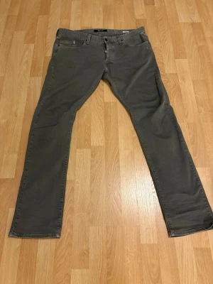 Kahki jeans replay  - Mycket fint skick!