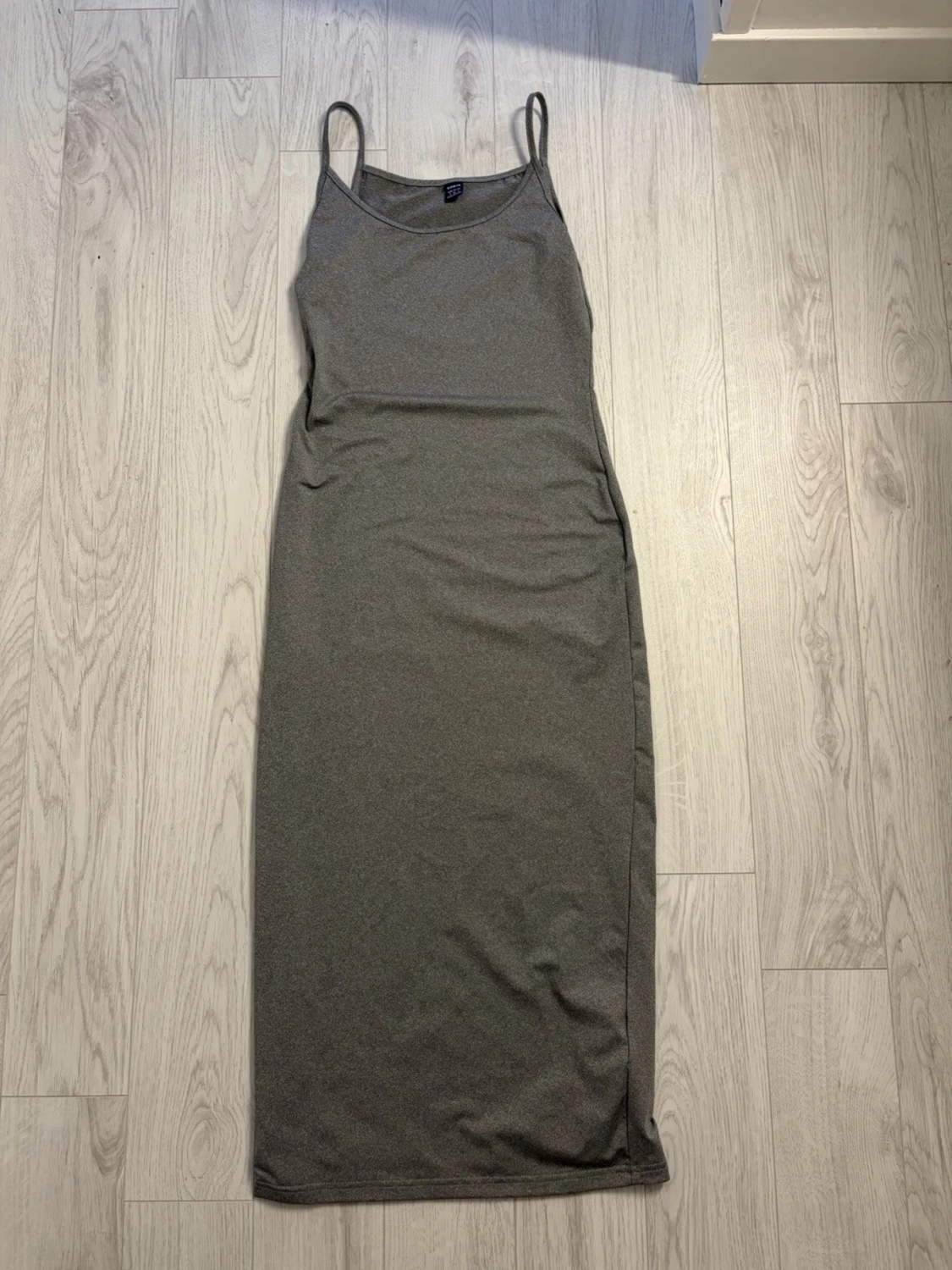 Grå långklänning från SHEIN