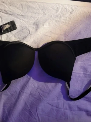 Bh - Bh i storlek 75A. 