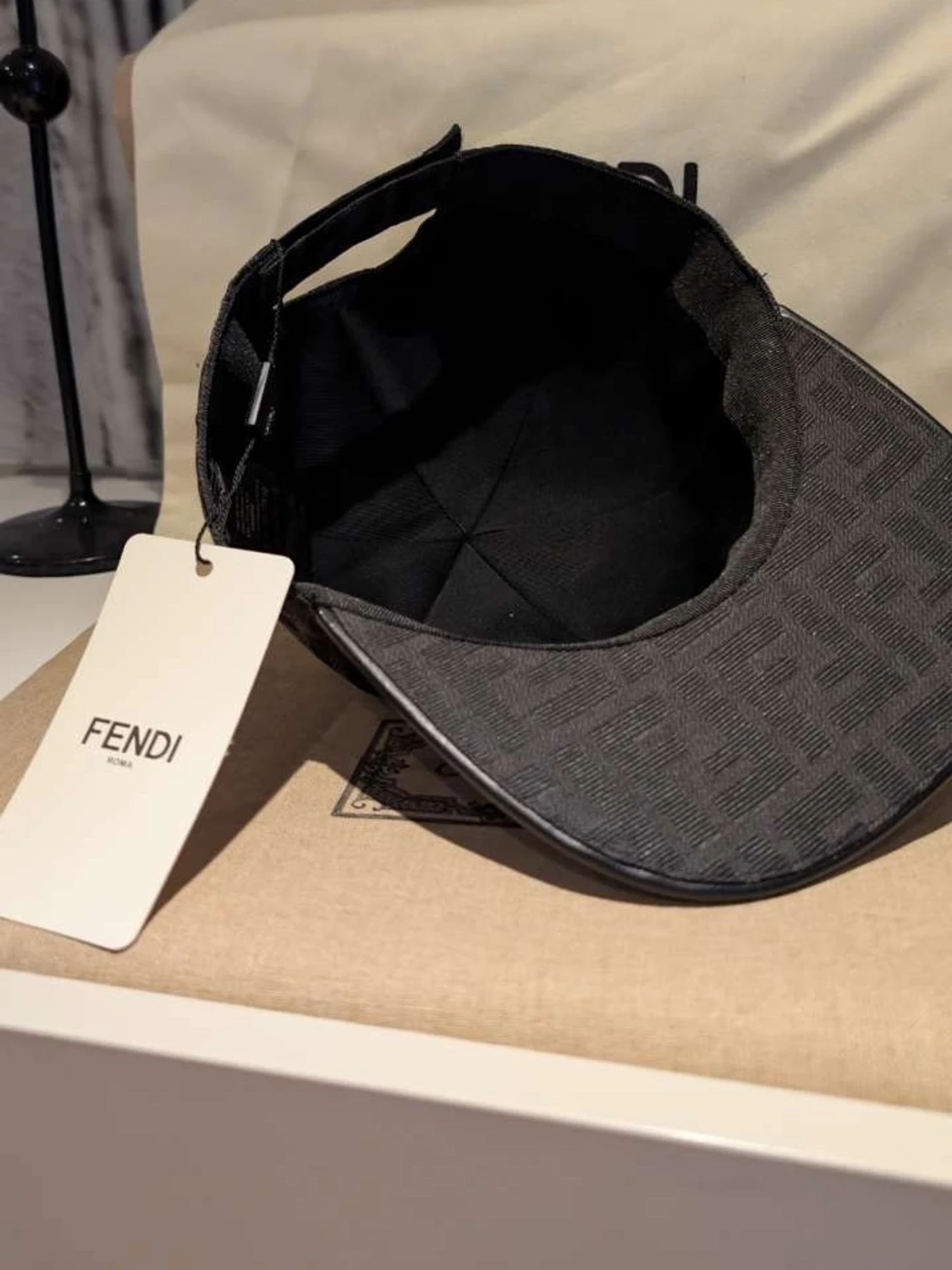 Fendi keps - 2