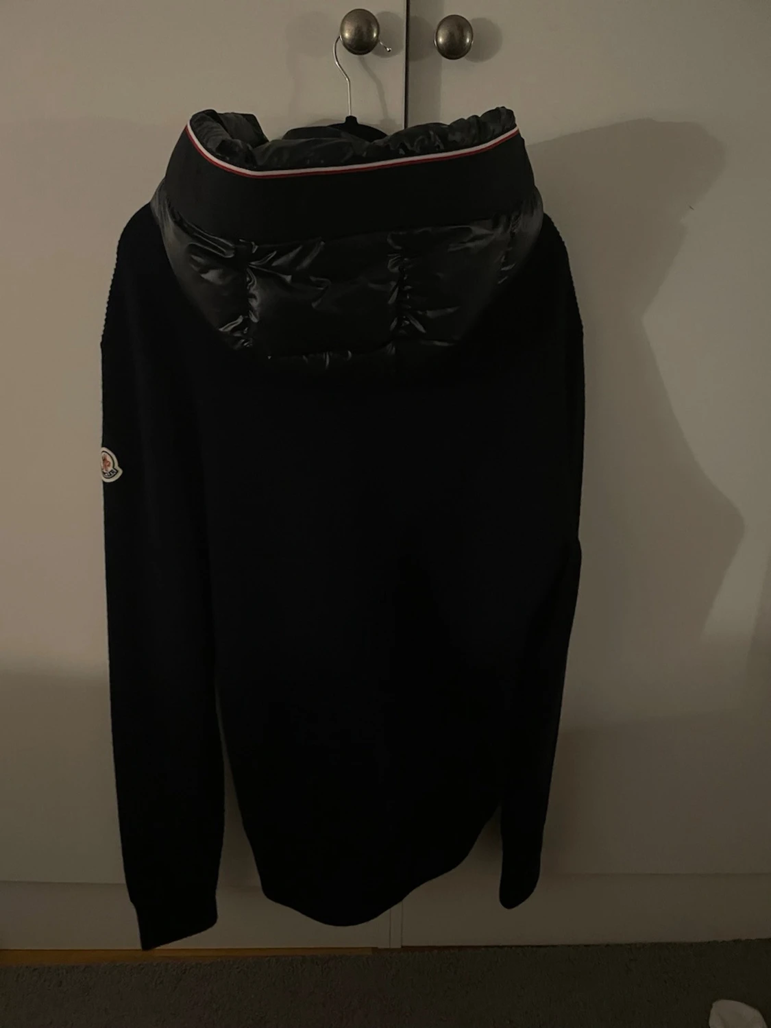 Svart/marinblå Moncler cardigan med huva - 1