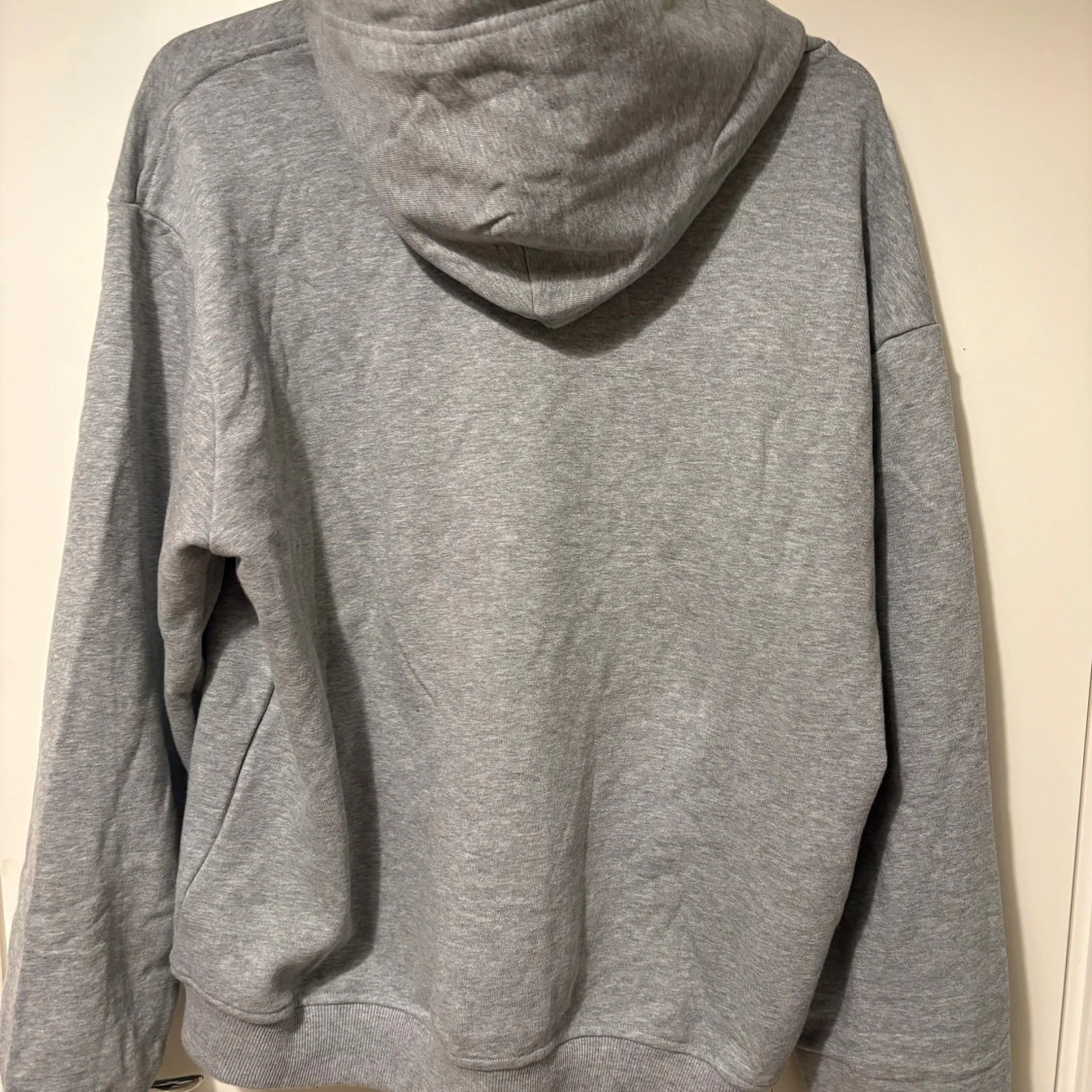 Grå hoodie från Polo Ralph Lauren - 1