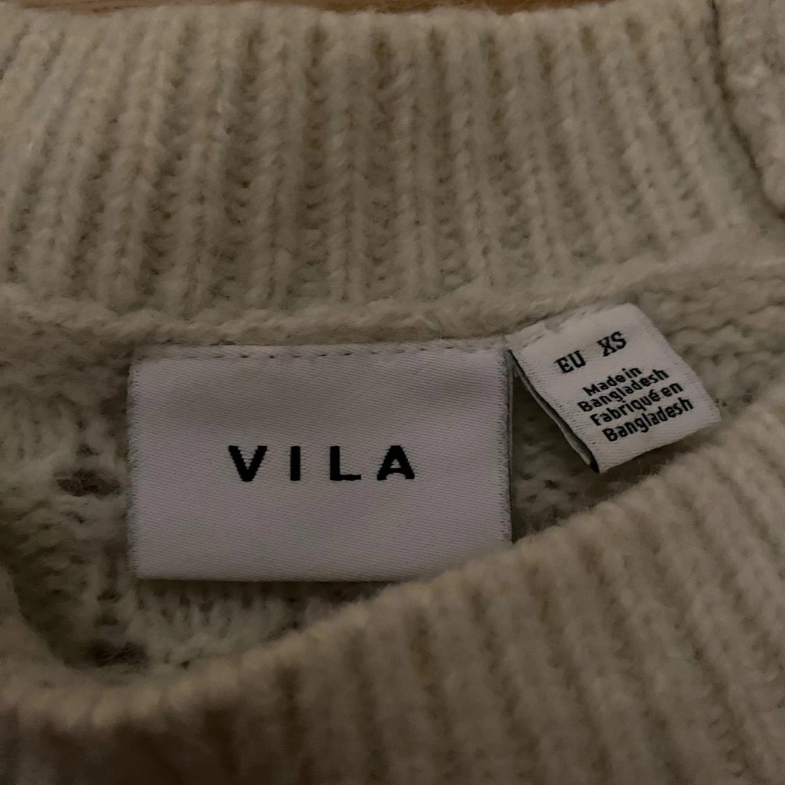 Vit stickad tröja från VILA XS - 3