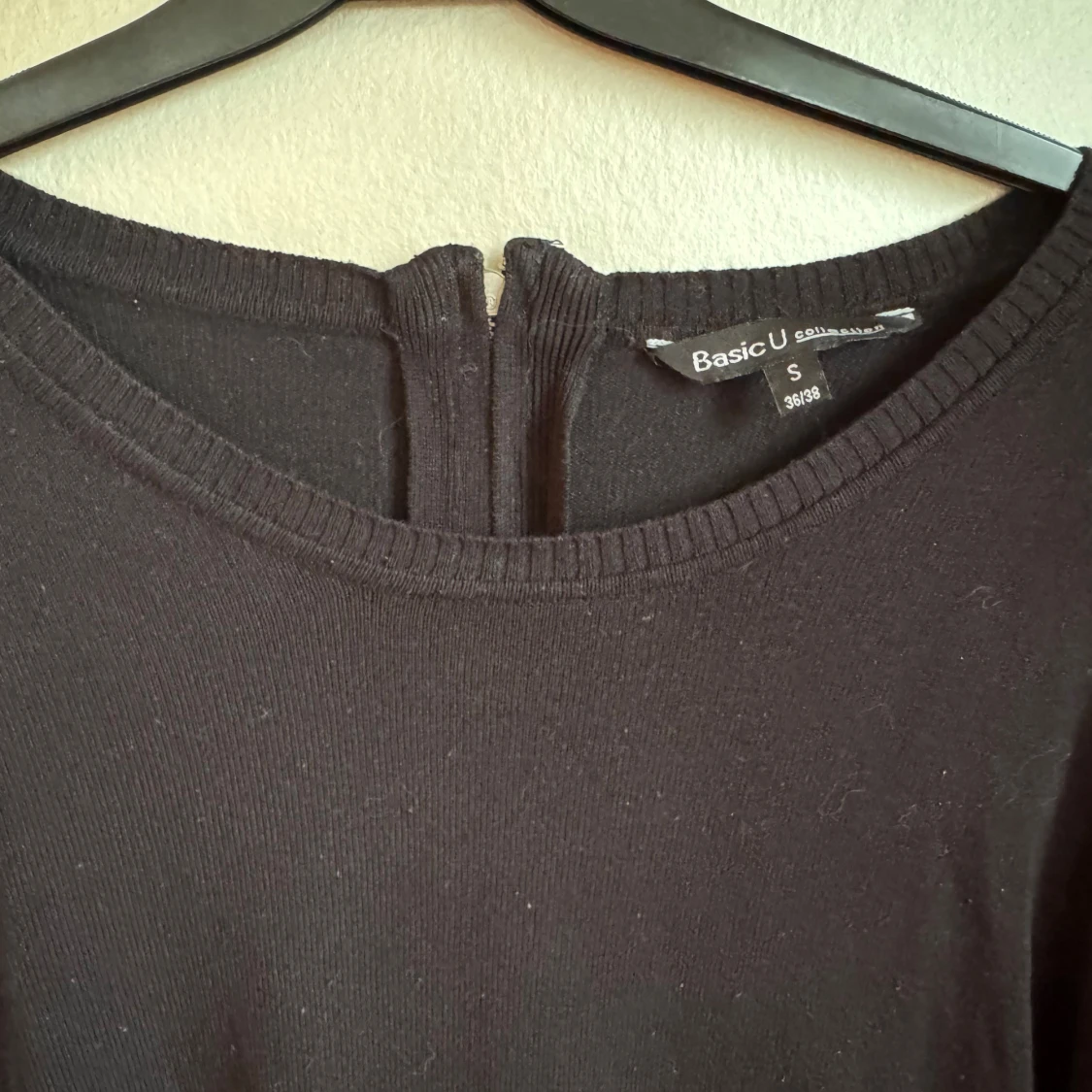 Svart långärmad tröja i viskos  - 1