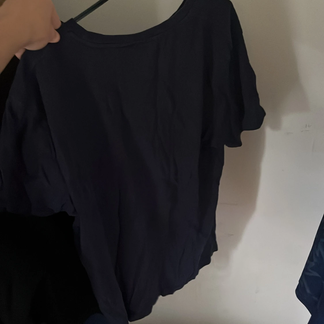 Mörkblå GANT t-shirt i bomull - 1