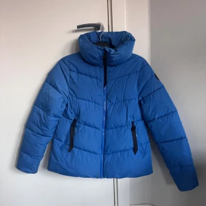 Vinter jacka - Jätte snygg och varm vinterjacka