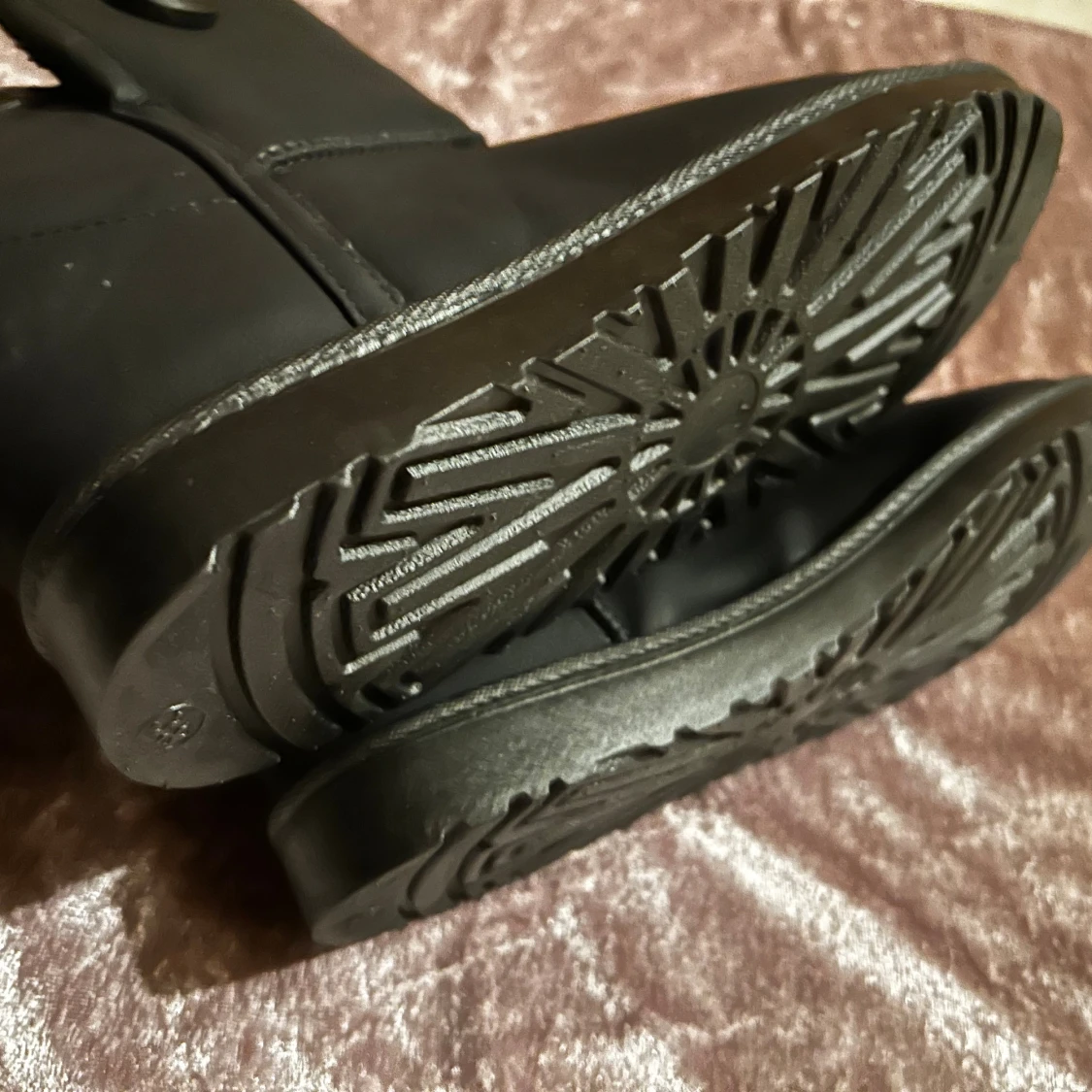 Varmfodrade vinterstövlar  - 1