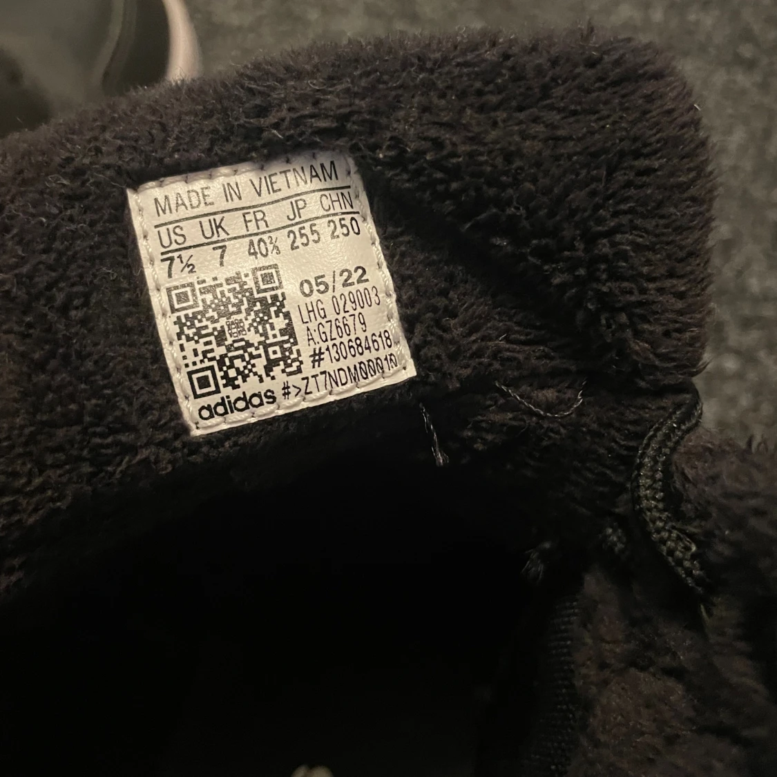 Svarta adidas vinterskor - 2