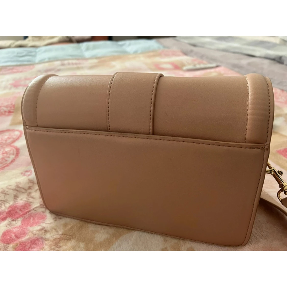 Beige axelväska från Versace Jeans Couture - 3