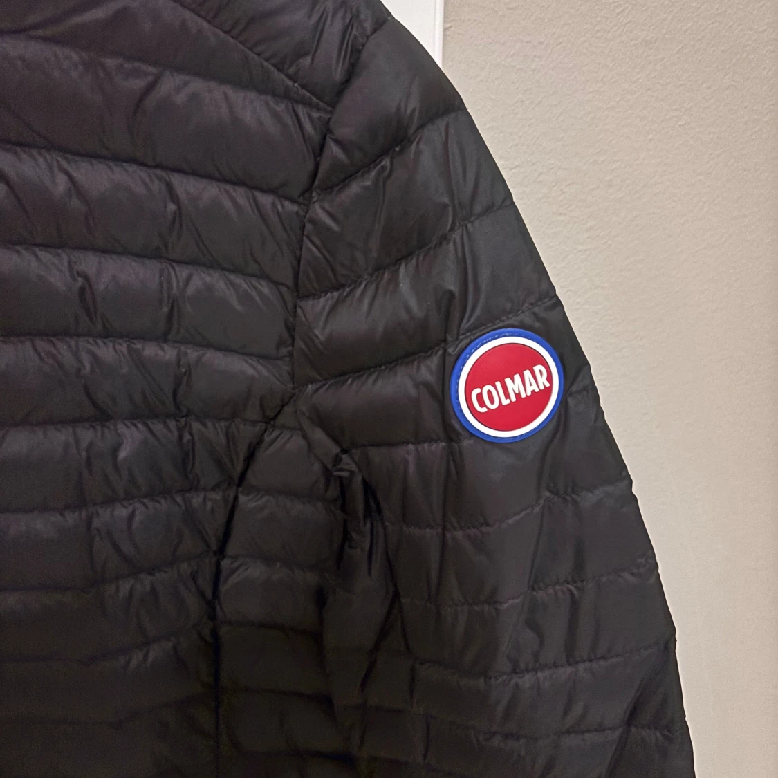 Svart pufferjacka från Colmar - 1