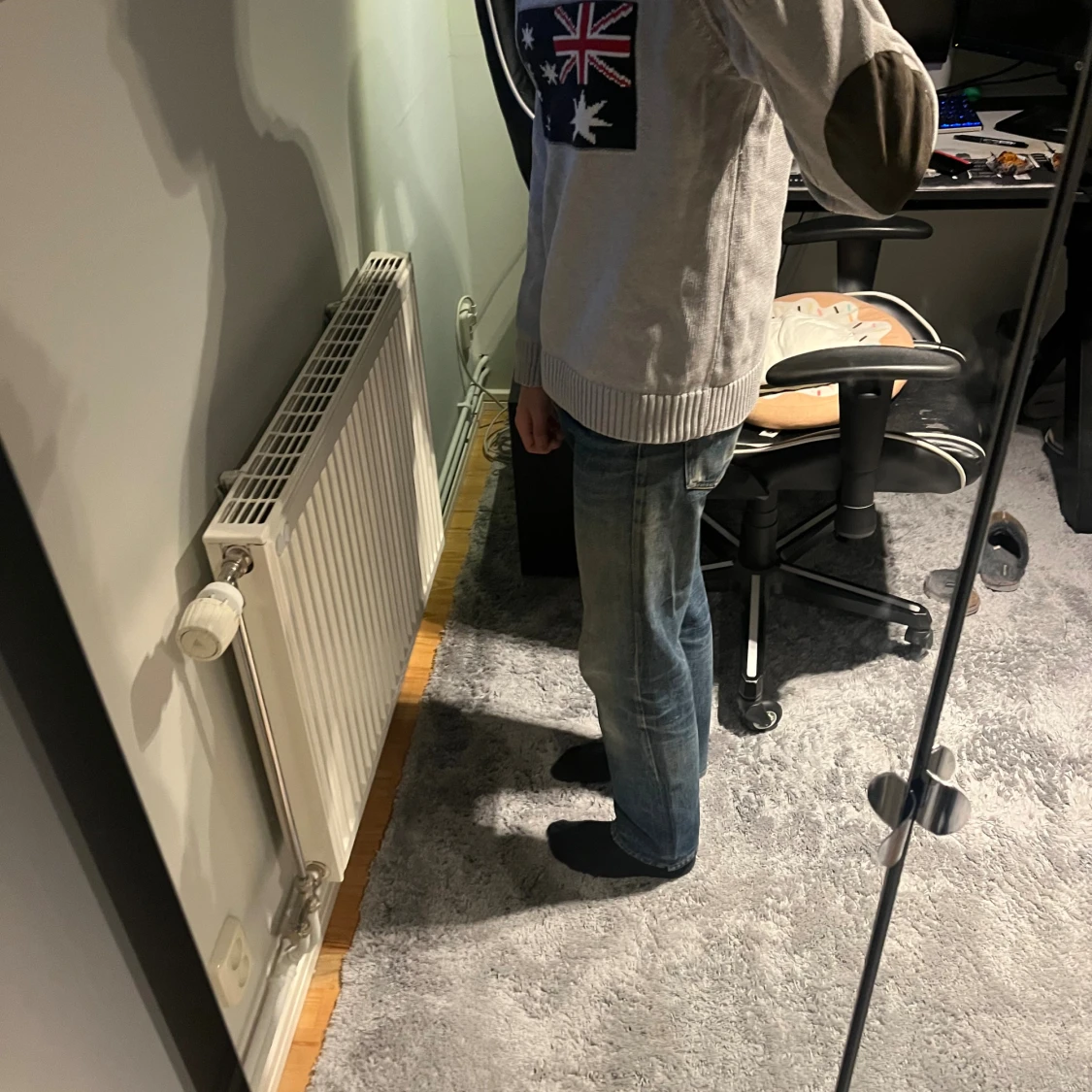 Stickad tröja med tryck - 2