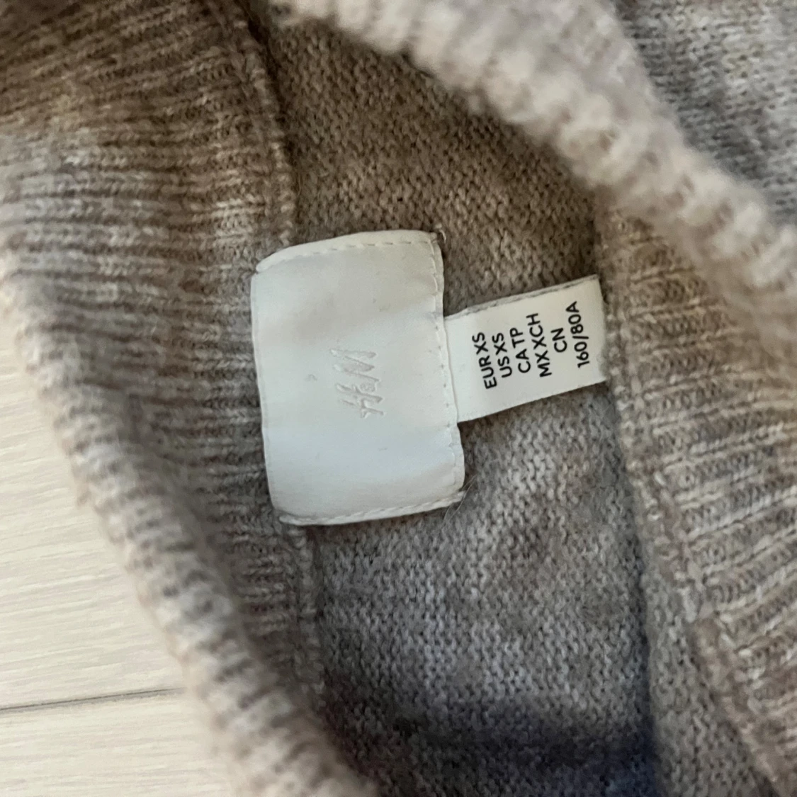 Grå stickad tröja från H&M XS - 2