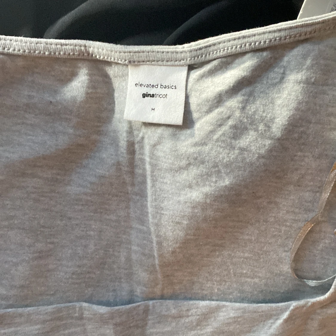 Tjockt linne med kvadratisk v-rigning  - 2