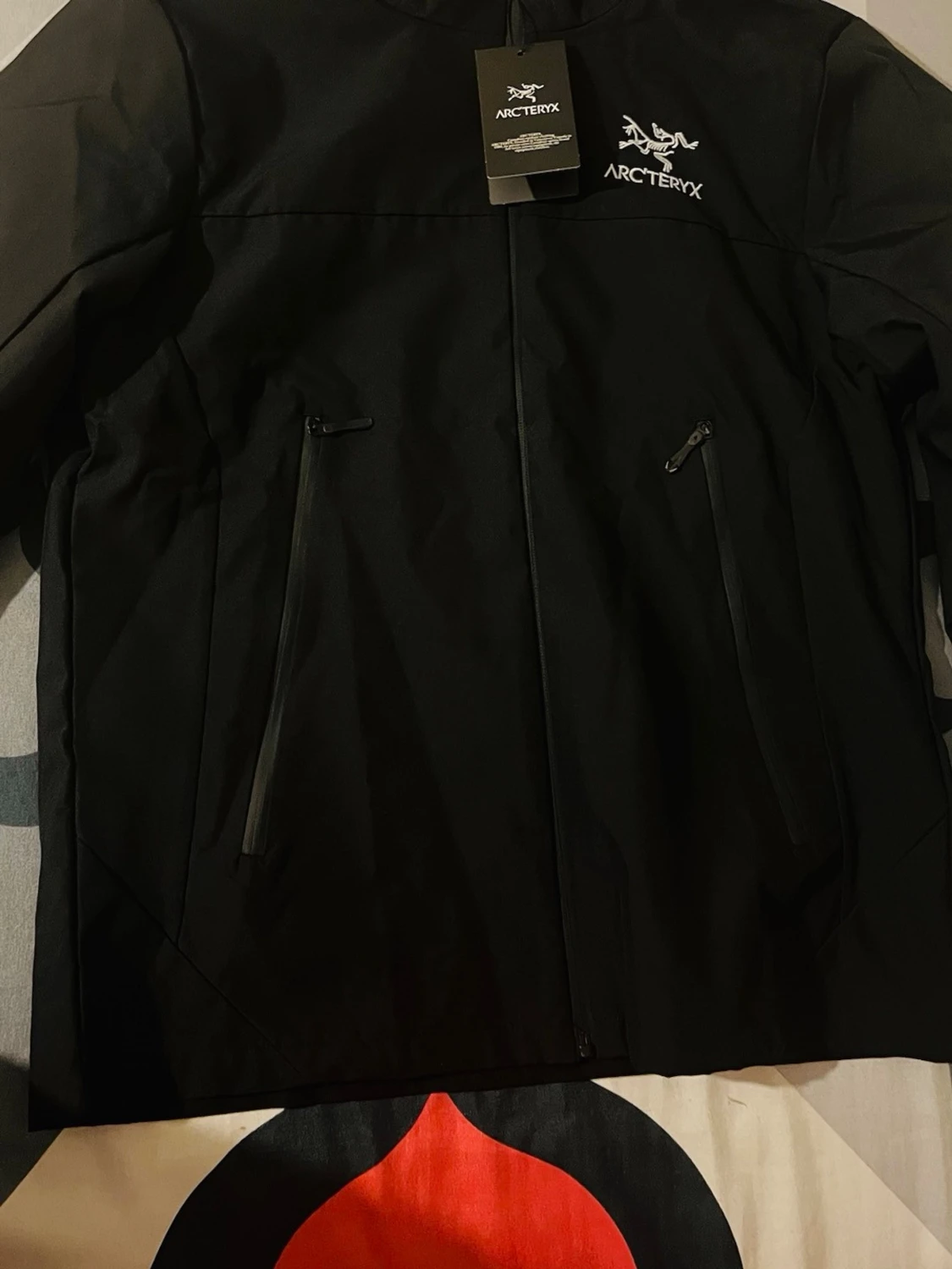 Svart vindjacka från Arc'teryx