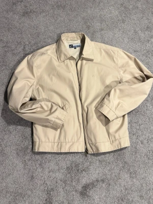 vintage harrington-style jacket 'cilton classic'  - vintage harrington-style jacket 'cilton classic'  size M  price: 350 sek (33€)  small defect, see picture 3  questions about pieces are always welcomed in DMs