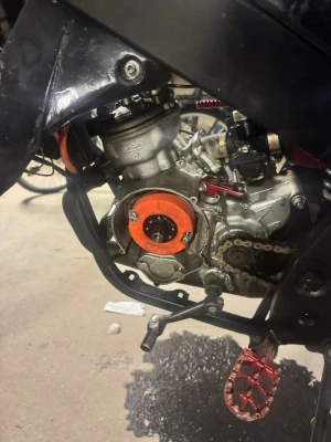 Motordel till cross eller moped - Mvt dd