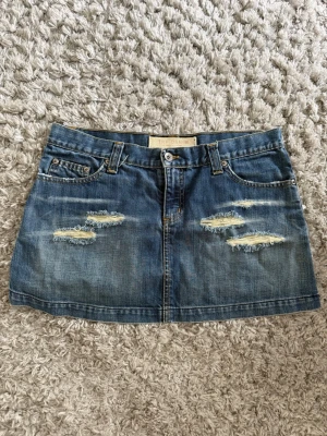 jeanskjol - Köpt på vinted men är i väldigt bra skick