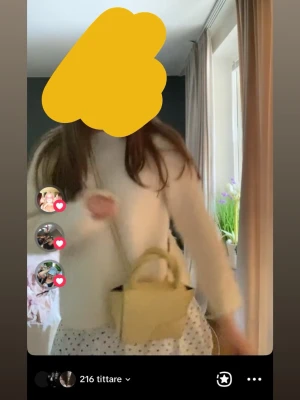 Vit stickad tröja  - Fin vit lurvig vit tröja❣️
