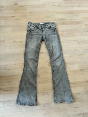 Gina jeans - Bra sick. Storlek 164 men passar en xs. Knappt använda 💕