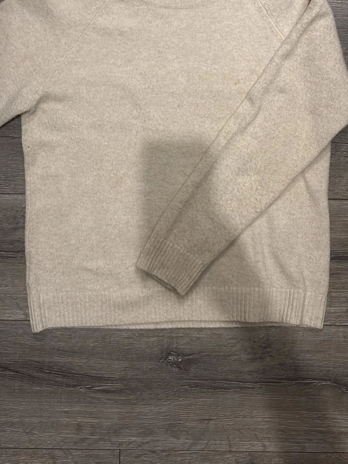 Beige stickad tröja  - 1